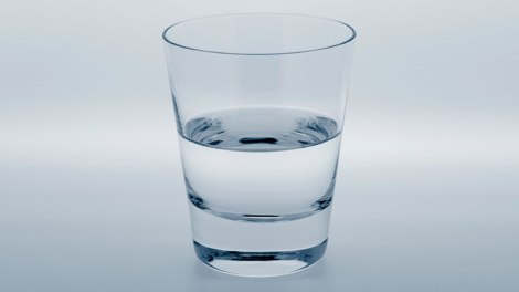 201208-omag-quiz-half-empty-glass-949x534